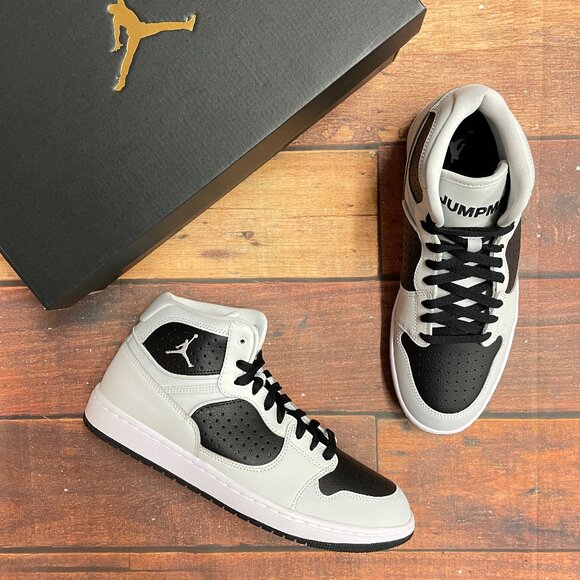 Jordan Men's Access "Photon Dust" Black/Grey Basketball Shoes - Picture 1 of 6